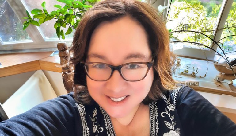 Diana Cavazos Woloszyk